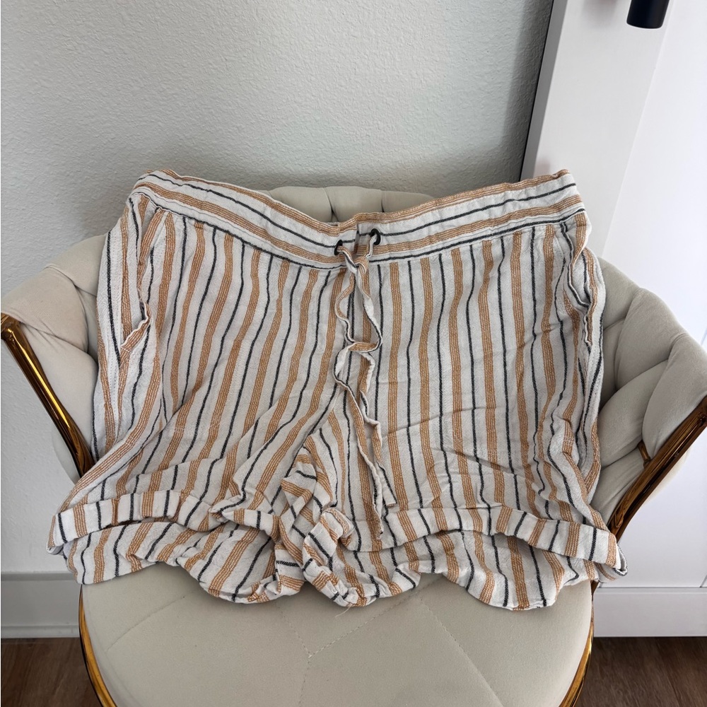 Per Se Beige and White Striped Shorts